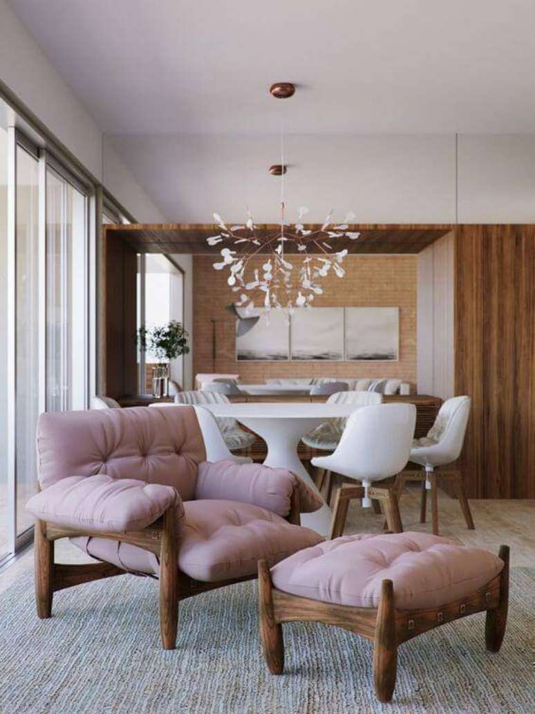 2. Combine as cores da poltrona com a sala de estar ou sala de jantar – Via: Original Home