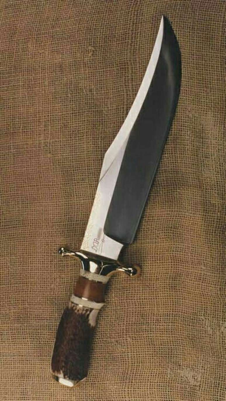 21. A depender dos tipos de facas escolhidos, os cuidados s&atilde;o diferentes. Foto: Knife Folks