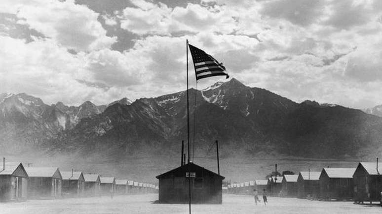 Os Matsumuras foram forçados a deixar suas casas em 1942 e foram presos em Manzanar