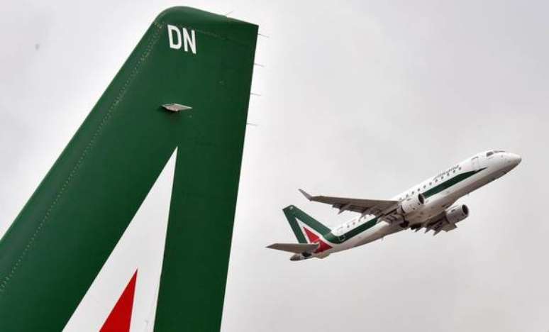 Maior companhia aérea italiana, Alitalia está sob intervenção do governo há quase dois anos