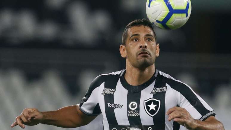 Diego Souza em ação pelo Botafogo (Foto: Vítor Silva/Botafogo)