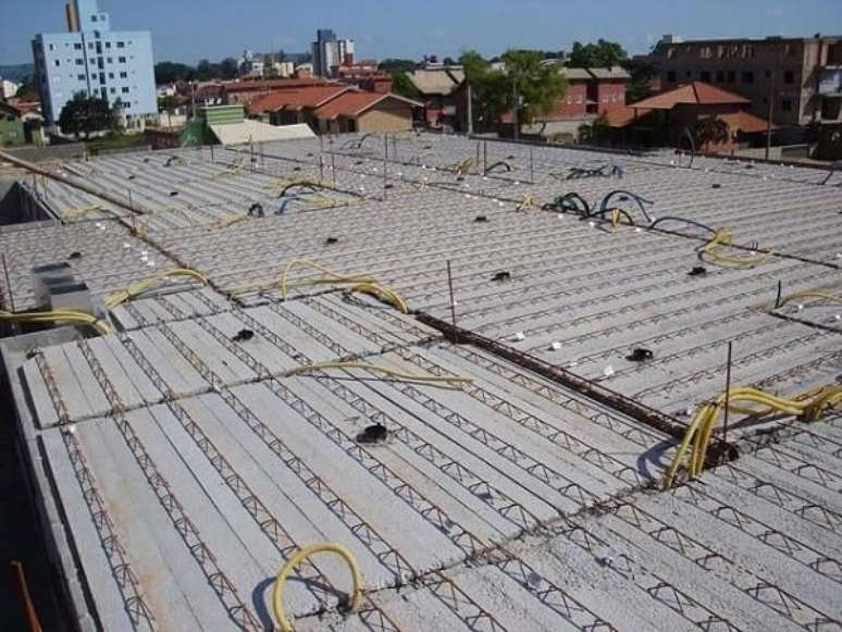 9. Modelo de laje pr&eacute;-moldada de painel treli&ccedil;ado. Fonte: Puma Lajes