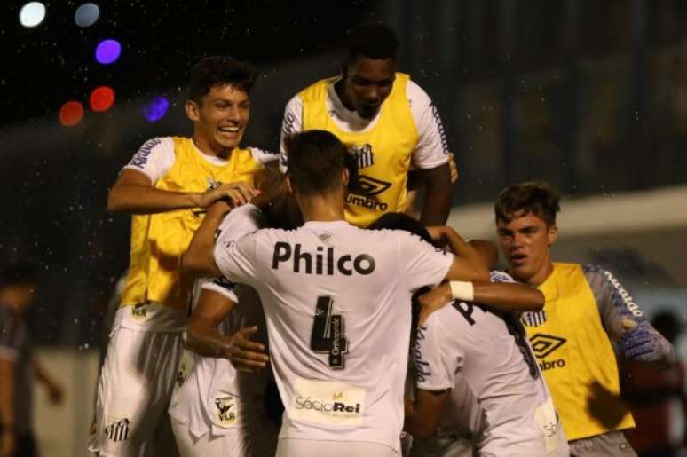 Santos vence por 7 a 0 na Copinha.