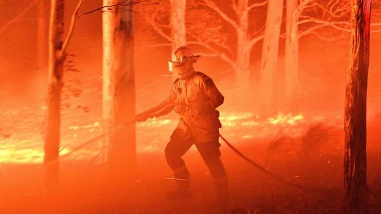 Os incêndios na Austrália deixaram milhões de hectares arrasados por chamas