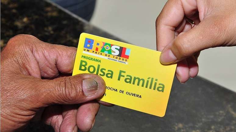 Bolsa Família tem 13,9 milhões de famílias inscritas em dezembro.