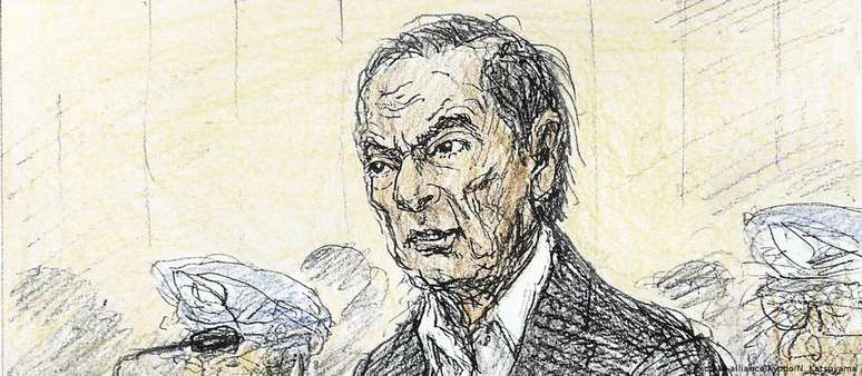 Carlos Ghosn durante audiência em tribunal japonês