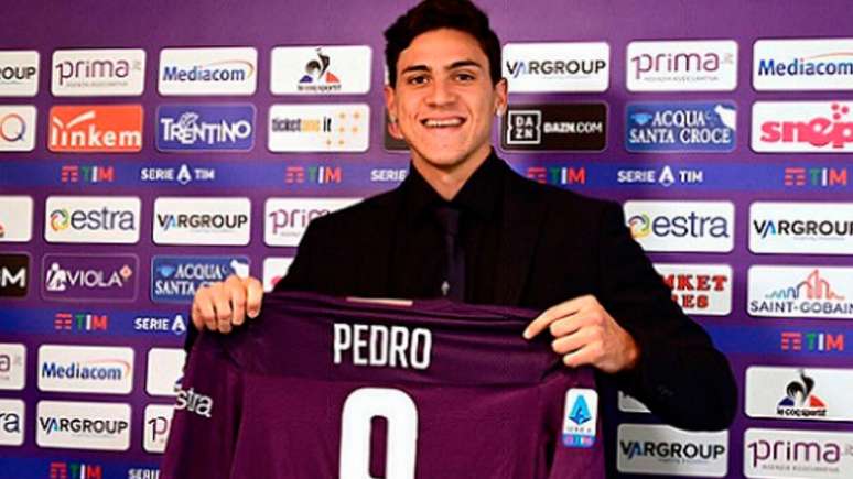 Centroavante Pedro, ex-Fluminense, não deve ficar na Fiorentina em 2020 (Foto: Divulgação)