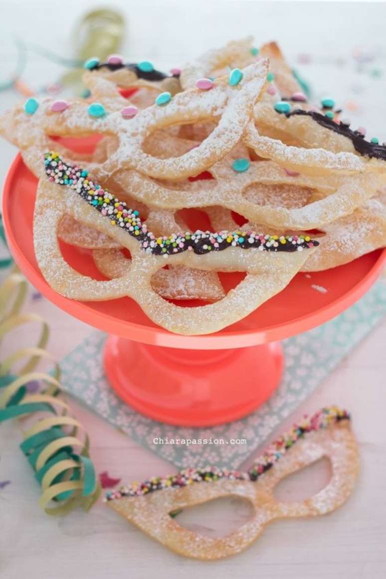 57. Doces para baile de m&aacute;scaras personalizados &ndash; Via: Chiara Passion