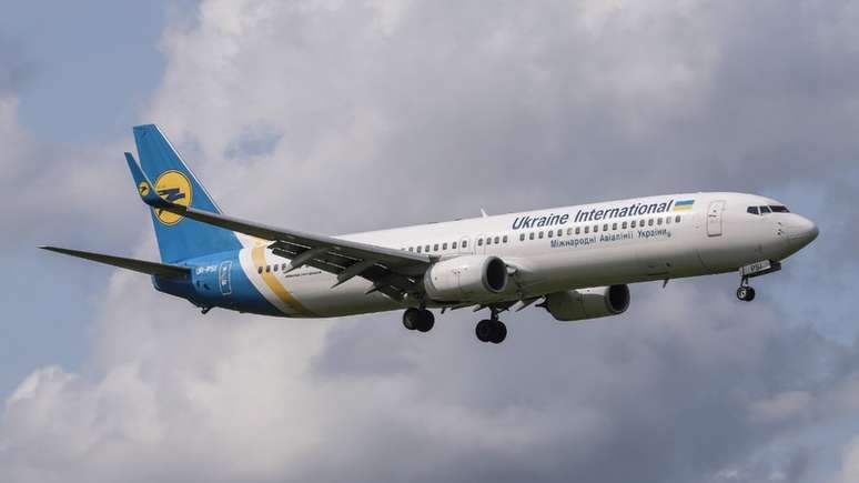 O acidente com o Boeing 737-800 da empresa aérea Ukraine International é o mais grave da história da aviação na Ucrânia