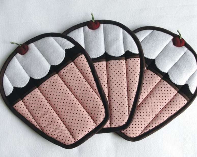 27. Descansos de panela de patchwork em formato de cupcake. Fonte: Pinterest