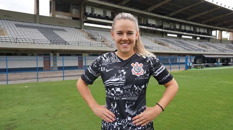 Andressinha é o terceiro reforço do Corinthians para nova temporada.