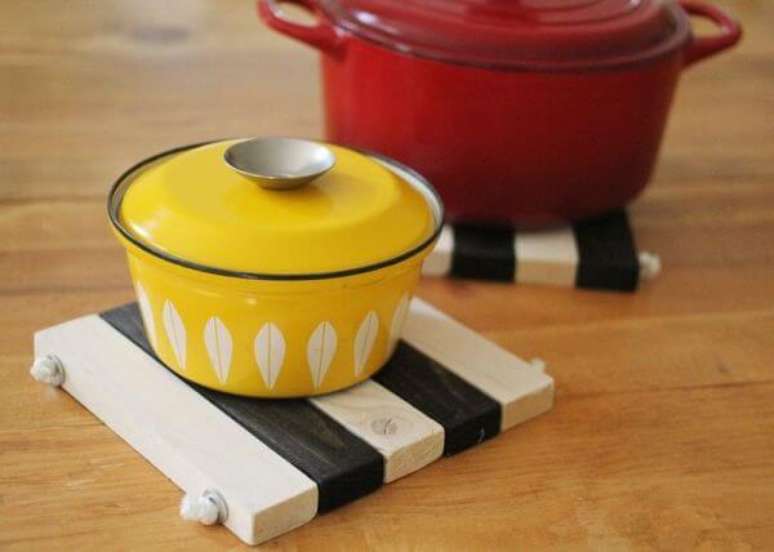 3. Modelo de descanso de panela de madeira. Fonte: Artesanato Passo a Passo