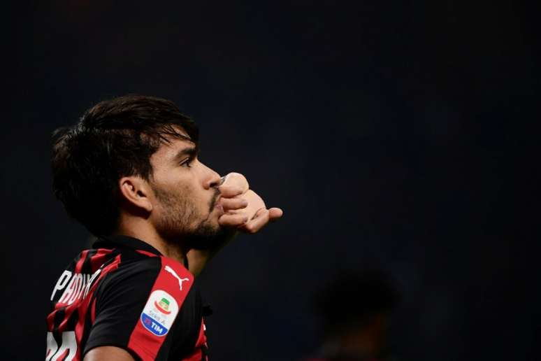 Aos 22 anos, Lucas Paquetá busca se firmar no futebol italiano com a camisa do Milan (Foto: AFP)