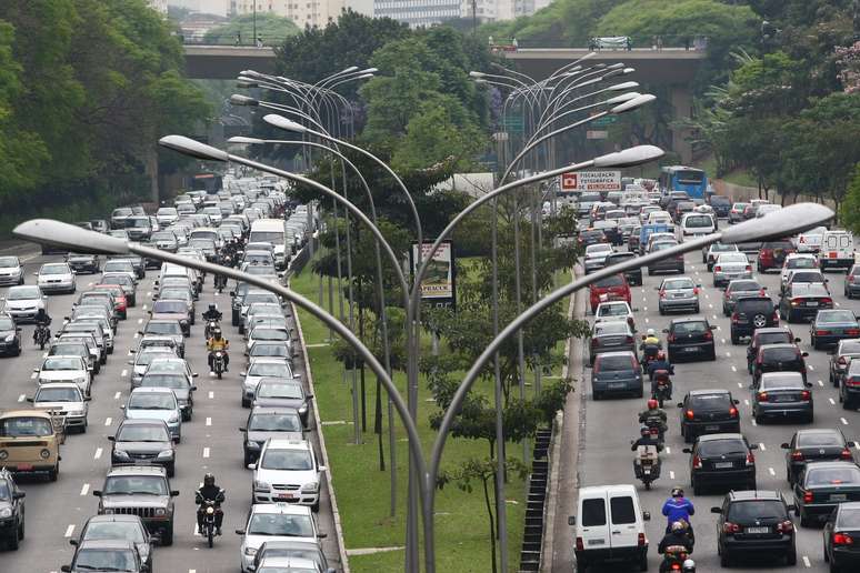 Acidentes de trânsito caem 30% no estado de SP durante a quarentena, São  Paulo