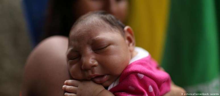 No auge da epidemia de zika, em 2015, 75% das crianças com problemas decorrentes do vírus nasceram em comunidades pobres