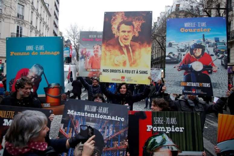 Protesto contra reforma da Previdência em Paris
09/01/2020
REUTERS/Charles Platiau
