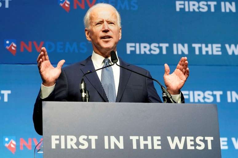 Joe Biden discursa em Las Vegas
17/11/2019 REUTERS/Carlo Allegri