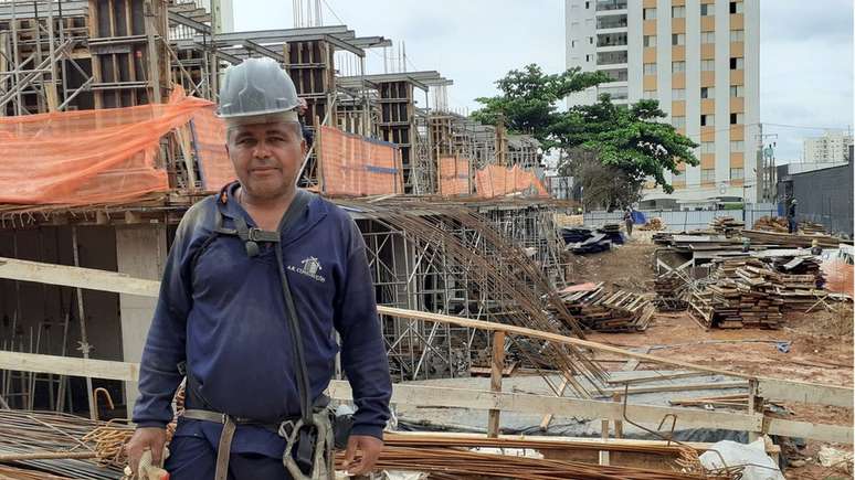 Em 30 anos trabalhando na construção, Abdon não consegue lembrar de uma crise tão ruim quanto a de 2016-2017