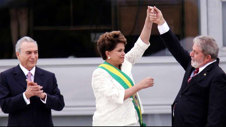 PF investiga interferências de Dilma contra investigações