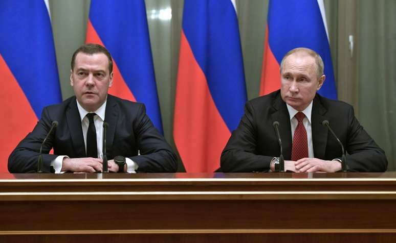 Presidente da Rússia, Vladimir Putin, e premiê do país, Dmitry Medvedev, em Moscou
15/01/2020
Sputnik/Alexey Nikolsky/Kremlin via REUTERS