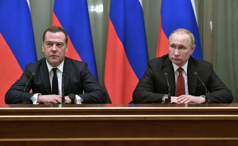 Presidente da R&uacute;ssia, Vladimir Putin, e premi&ecirc; do pa&iacute;s, Dmitry Medvedev, em Moscou
15/01/2020
Sputnik/Alexey Nikolsky/Kremlin via REUTERS