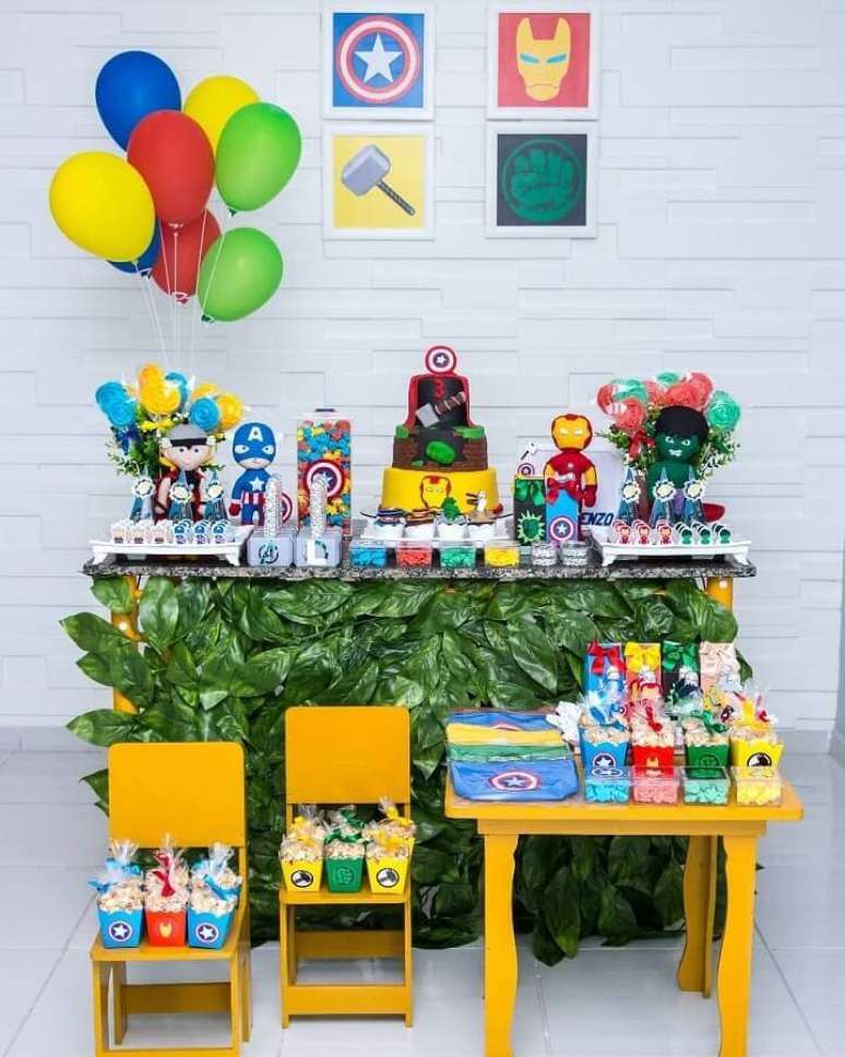 59. Ideia para festa dos Vingadores simples – Foto: Ateliê Espaço Bebê