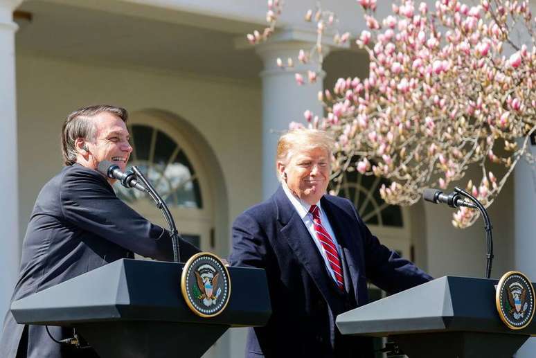 Jair Bolsonaro e Donald Trump fazem pronunciamento durante visita do brasileiro à Casa Branca.