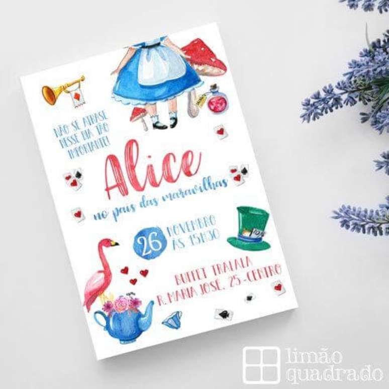 44. Convite de aniversário infantil Alice no País das Maravilhas – Foto: Limão Quadrado