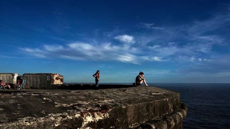 La Rambla, regi&atilde;o costeira de Montevid&eacute;u; Uruguai tem se mantido com a mesma - baixa - popula&ccedil;&atilde;o h&aacute; cerca de tr&ecirc;s d&eacute;cadas