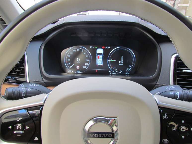 O quadro de instrumentos pode ser personalizado.