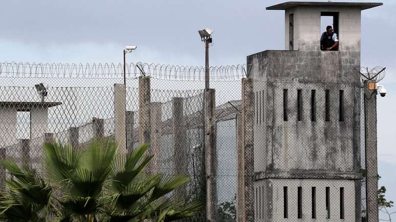 O Primeiro Comando da Capital é largamente coordenado de dentro de presídios brasileiros