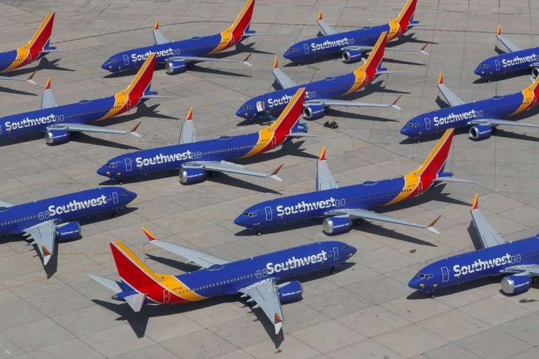 Aeronaves do modelo Boeing 737 MAX 8 estacionadas no aeroporto de Victorville, na Califórnia. 26/3/2019.  REUTERS/Mike Blake