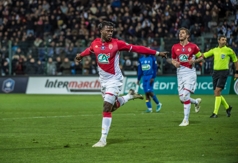 Baldé marcou dois gols e foi o destaque da vitória do Monaco nesta segunda-feira (Foto: Divulgação)