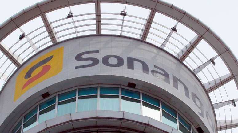 A empresa estatal angolana de petróleo Sonangol tem uma subsidiária em Londres, onde foram realizados negócios suspeitos
