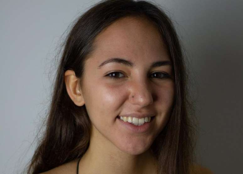 Gabriella diz que ama frutas, mas n&atilde;o consegue sentir todos os gostos