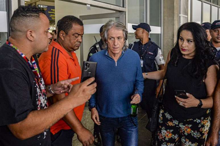 Mister na área: Jorge Jesus retornou ao Rio de Janeiro (Foto: Marcelo Cortes / CRF)