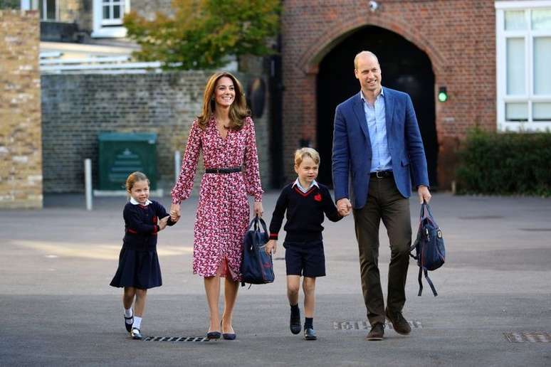 Príncipe William e a mulher, Kate, com os filhos
05/09/2019
Aaron Chown/Pool via REUTERS