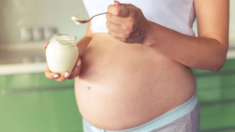Recomenda-se que as mulheres grávidas consumam produtos lácteos pasteurizados