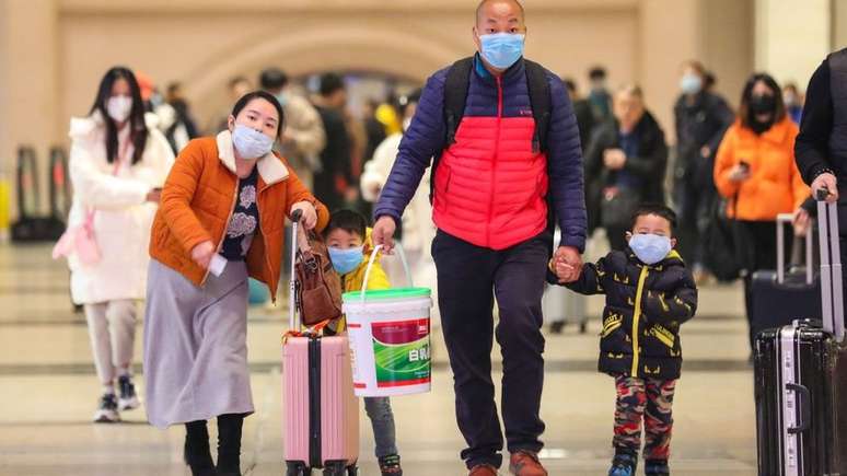 Autoridades locais admitem que estão em um "estágio crítico" de prevenção e controle em Wuhan