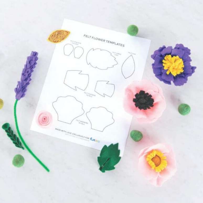 11. Molde de flor de feltro com folhas lindas &ndash; Foto: Oriental Trend