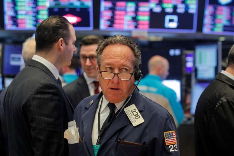 Operadores trabalham na Bolsa de Nova York, EUA
21/01/2020
REUTERS/Brendan McDermid
