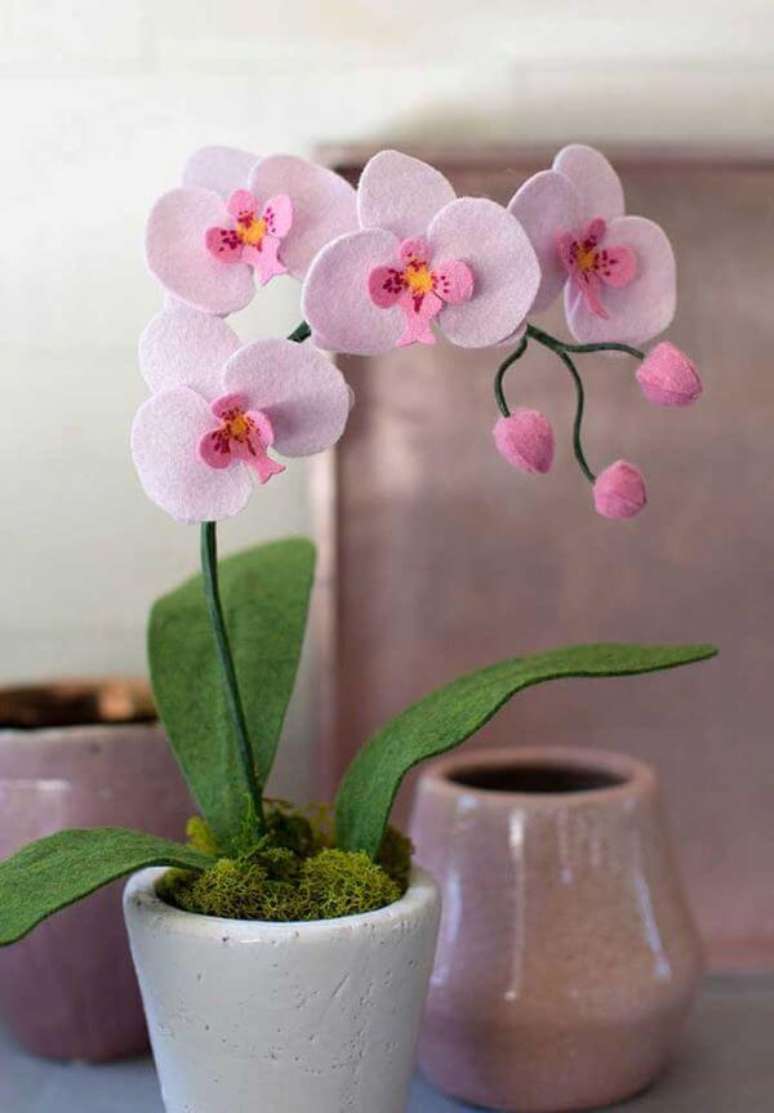 54. Flor de feltro orquídea lilás – Via: Pinterest
