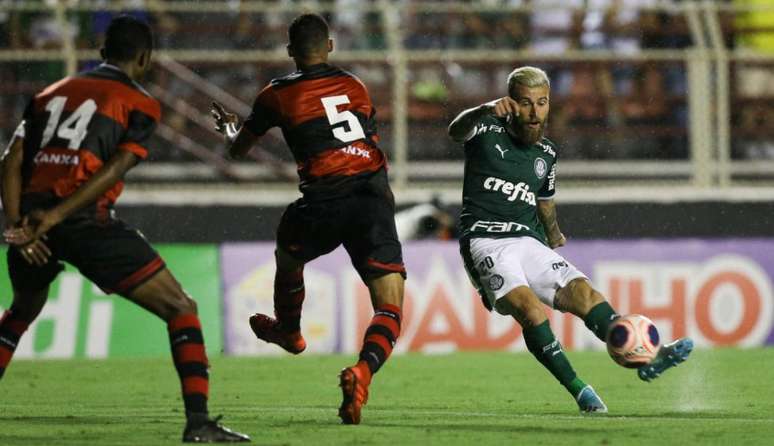 Lucas Lima marcou o segundo gol do Palmeiras na estreia do Campeonato Paulista (Foto: Cesar Greco)
