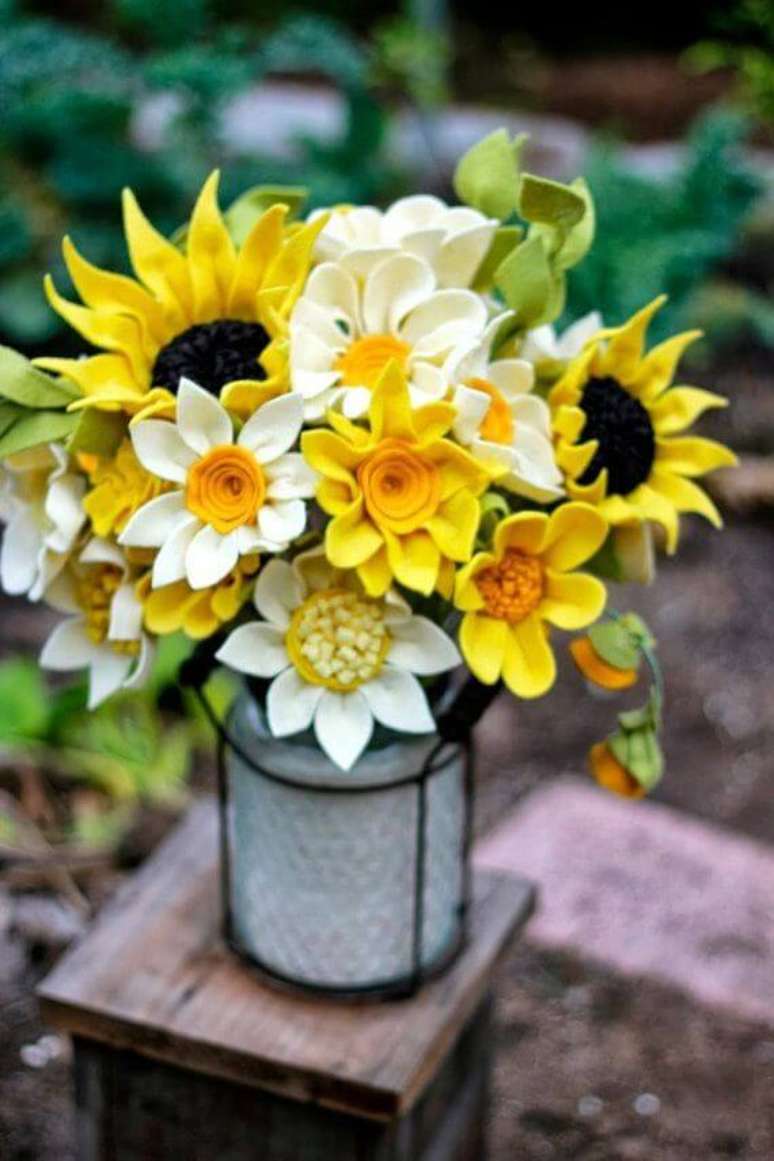 4. Flor de feltro girassol e margaridas – Foto: Pinterest