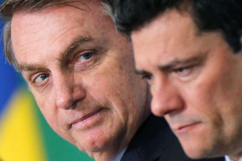 Presidente Jair Bolsonaro e ministro da Justiça, Sergio Moro, em Brasília
03/10/2019
REUTERS/Adriano Machado