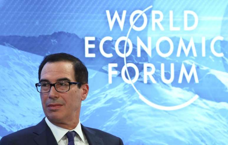 Secretário Steven Mnuchin participa de Fórum Econômico Mundial, em Davos  22/1/2020 REUTERS/Denis Balibouse