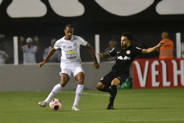 Luiz Felipe foi titular contra o RB Bragantino, na última quinta-feira (Ivan Storti/Santos)