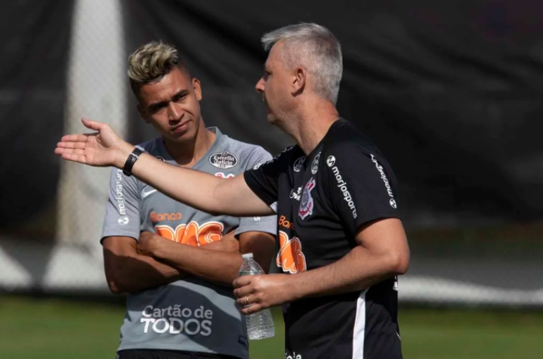 Cantillo não foi regularizado e segue sem pode atuar pelo Corinthians (Foto: Divulgação/ Daniel Augusto Jr.)