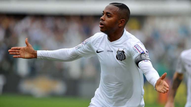 Robinho completa 36 anos neste sábado (Foto: Ivan Storti/Lancepress!)