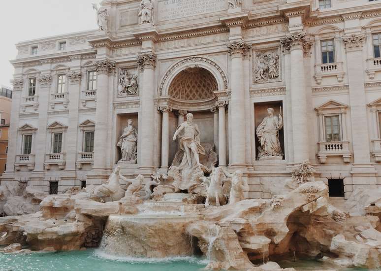 Roma pode colocar barreiras na Fontana di Trevi